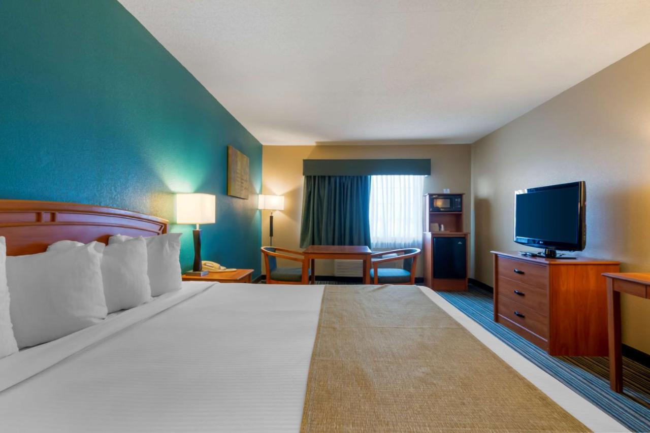 Western Governors And Hotel Wichita