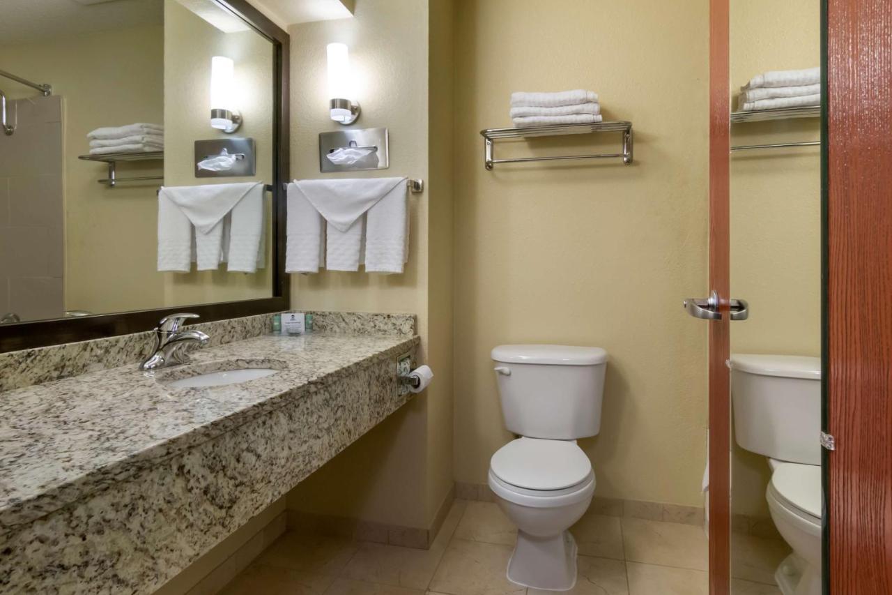 Hotel Western Governors Inn&suites Wichita