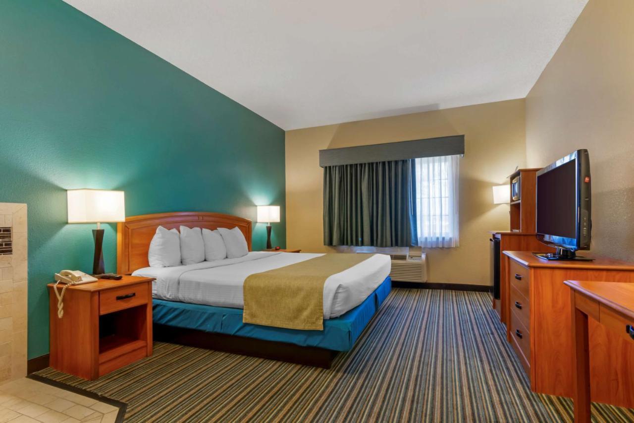 Western Governors Inn&suites Hotel Wichita