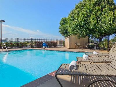 Western Governors Inn&suites Hotel 3*