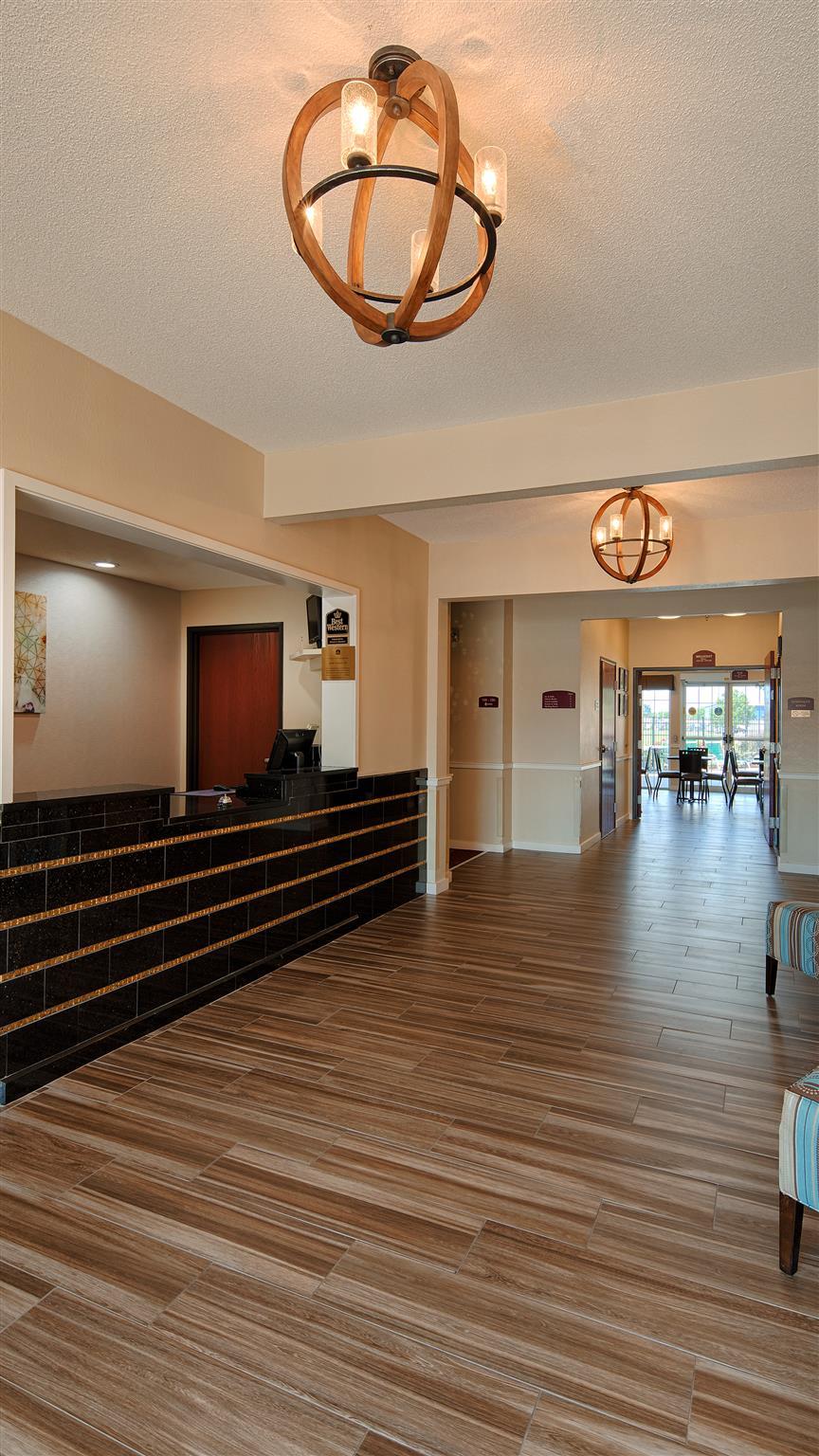Hotel Western Governors Inn&suites
